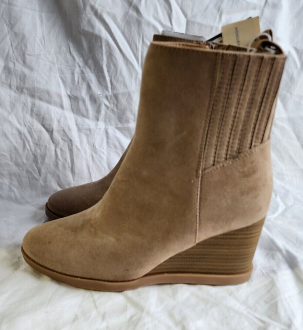 New Universal Thread Women's Cypress Wedge Boots Taupe Size 8 - Picture 4 of 7